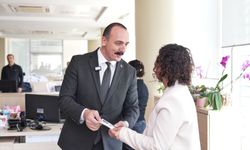 Konyaaltı Belediye Başkanı Cem Kotan’dan kadınlara anlamlı hediye