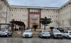 Antalya’da Hükümet Konağı’na poşetli kamuflaj