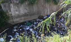 Aksu’daki kirlilik tepkilere neden oldu! Vatandaşlar endişeli