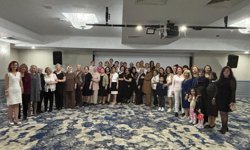 Antalya’da kadınlar eğitime destek için bir araya geldi