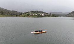 Adana’da güzelliğe dikkat çekmek için kano yaptı