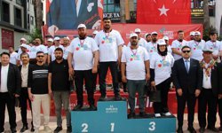 Antalya’da 36 kişi acı bibere meydan okudu