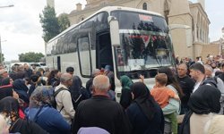 Antalya’da hacı adayları uğurlandı