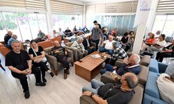 Mersin’de emekliler bayram sevincinde buluştu