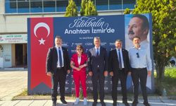 Anahtar Parti Muratpaşa teşkilatı İzmir’e çıkarma yaptı