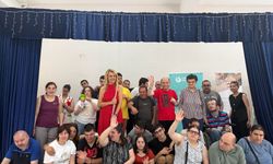 Antalyalı sanatçı Lelya Bayramoğulları Gürcistan’da gönülleri fethetti