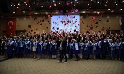 238 Genç Hekim Yemin Ederek Mezun Oldu