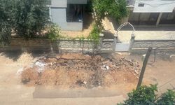 Kepez’de 10 gündür kapatılmayan çukur mahalle sakinlerini isyan ettirdi
