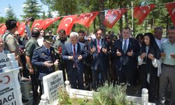 15 Temmuz şehidi Yasin Naci Ağaroğlu, mezarı başında anıldı
