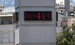 Antalya cehennemi yaşıyor! Termometreler 44 dereceyi gördü