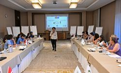 Antalya Büyükşehir Belediyesi’nden kadınlara özel eğitim