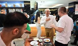 Kepez Belediye Başkanı Mesut Kocagöz proje kapsamında esnafla buluştu