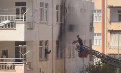 Manavgat’ta personel lojmanında yangın! Bir çalışan hastaneye kaldırıldı