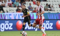 Soner ve Erdoğan Antalyaspor’da kaldı