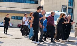 Antalya’da hayatını kaybeden gencin annesinin feryatları yürek sızlattı