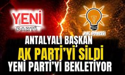 Antalyalı Başkan Ak Parti’yi sildi Yeni Parti’yi bekletiyor