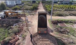 Antalya’nın Yeniköy Mahallesi’nde yol çalışması başladı