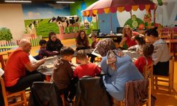 Kepez’de Cumhuriyet Coşkusu Minik Mucitlerle Yaşandı