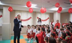 Konyaaltı Belediye Başkanı Cem Kotan Cumhuriyet Bayramı’nı çocuklarla kutladı