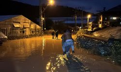 Sağanak yağış Mersin’i yerle bir etti