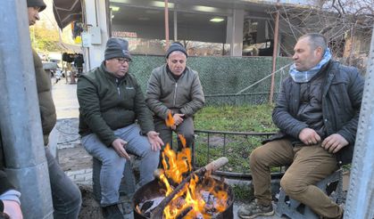 Soğuk havalar en fazla pazarcı esnafını etkiledi