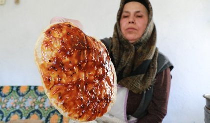 Konya'nın Hadim ilçesinde  "külçe tatlısı" geleneği yaşatılıyor.