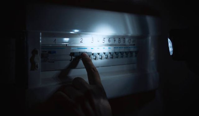 Antalya Muratpaşa'da 29 Ağustos elektrik kesintisi yaşanacak. Elektrik kesintisi olan mahallelerin tam listesi