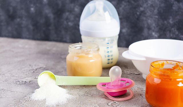 ÇOCUKLAR İÇİN MEYVELİ EK GIDA ALINACAK