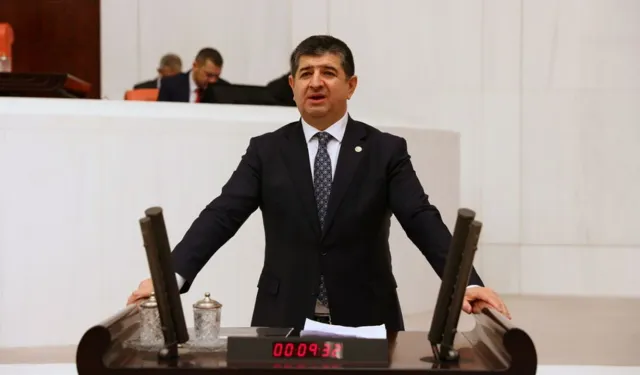 CHP Antalya Milletvekili Cavit Arı: “Aynı primle farklı maaş olur mu?”