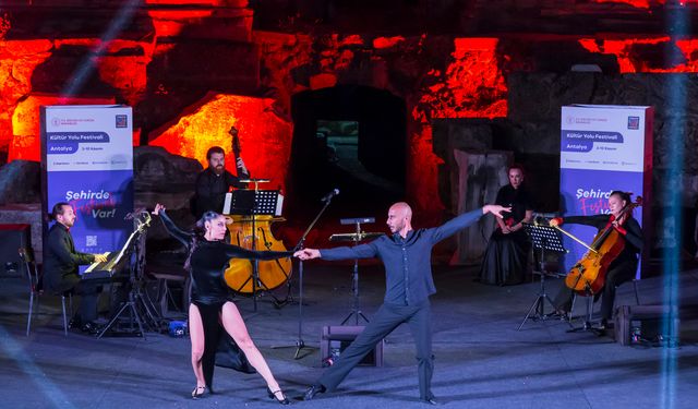 Antalya’da tutkunun dansı: ‘Aspendos Ensemble’ ile unutulmaz bir gece