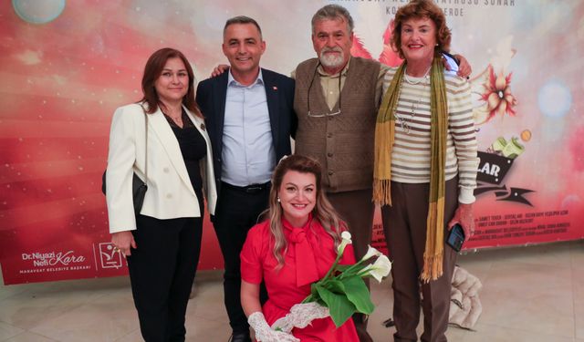 Maket’ten muhteşem prömiyer