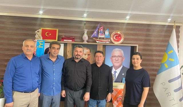 Antalya İYİ Parti'ye katılımlar sürüyor