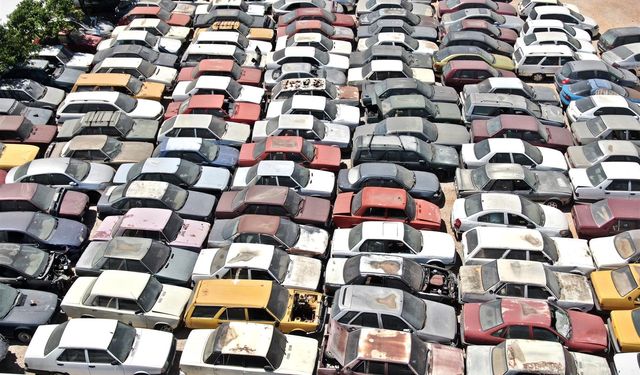 Antalya’nın haciz mezarlığında 30 milyonluk hazine var