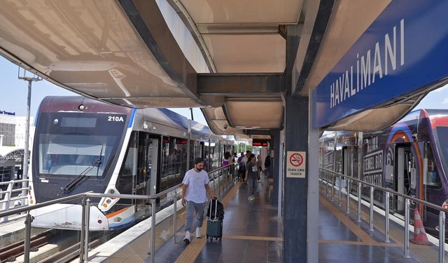 Antalya Büyükşehir Belediyesi düğmeye bastı! Yolculuklar hızlanıyor