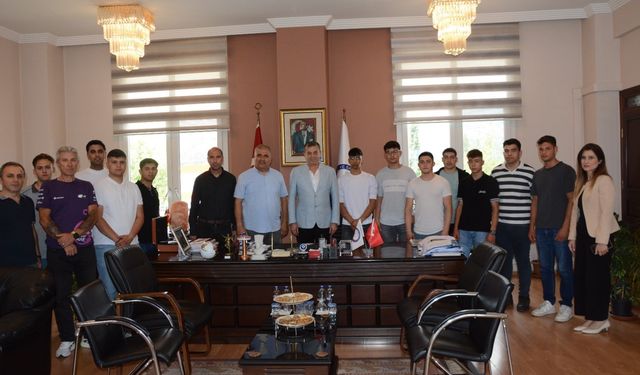 AYESOB Başkanı Künkcü geleceğin ahilerini tebrik etti