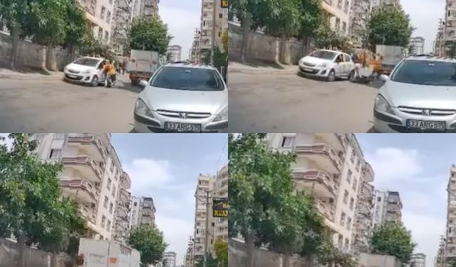 Elektrikli bisikletle otomobile çarptılar... Kameralar saniye saniye kaydetti