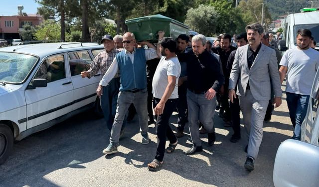 Kazada hayatını kaybeden 12 yaşındaki Gökhan son yolculuğuna uğurlandı