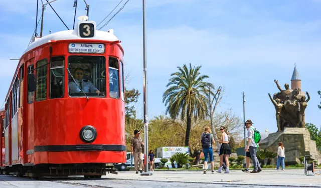 Antalya Büyükşehir Belediyesi duyurdu... Nostalji Tramvayı seferleri iptal edildi