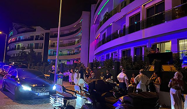 5 yıldızlı otelde yangın! 622 turist itfaiye ekipleri tarafından tahliye edildi