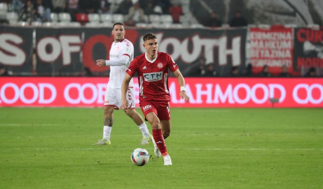 Antalyaspor’dan ayrıldı, Hırvatistan şampiyonuna gidiyor