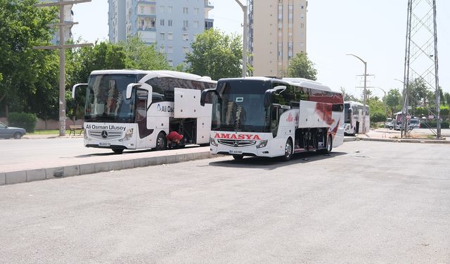 Sokak ortasında yıkama krizi! Şikayetler dikkate alınmadı