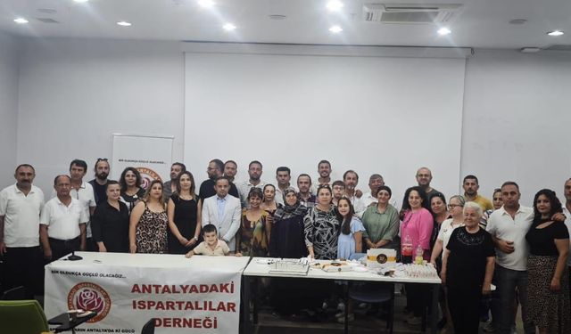 Antalya’daki Ispartalılar yeni yaşını kutluyor