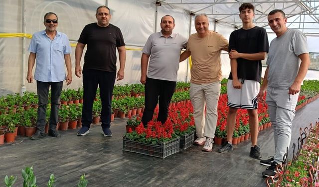 Antalya firması Azerbaycan’da tarih yazdı! Domates ve biberde virüs tarih oldu