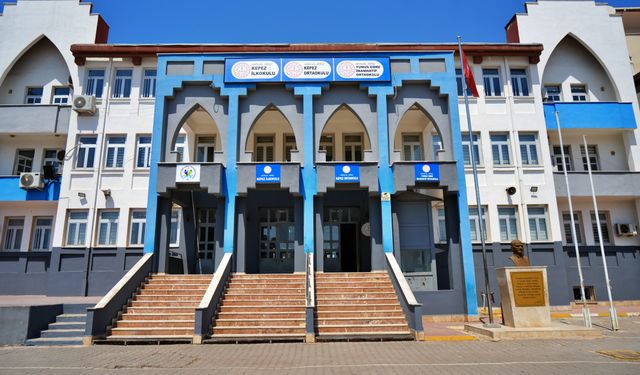 Antalya'da öğretmenlerden gönüllü mesai