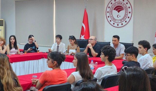 Doç. Dr. Çinbilgel’den kritik uyarı! Çocuklara su bilinci aşılamalıyız