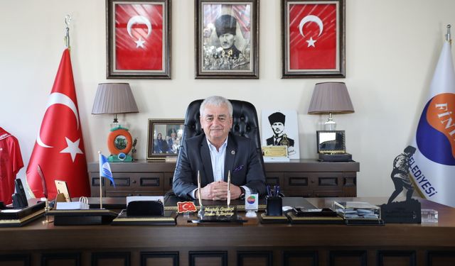 Finike Belediye Başkanı Geyikçi'den köşe yazısına tokat gibi yanıt... “Kaleme alınan metin şantaj imasıdır”