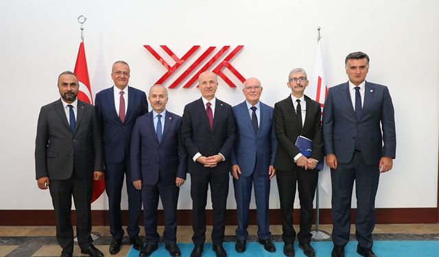 Uşak Üniversitesi Rektörü Savaş’tan YÖK Başkanı Özvar’a ziyaret