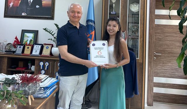 Ziraat Fakültesi’nde uluslararası eğitim! Azeri ve Kazak öğrenciler mezun oldu