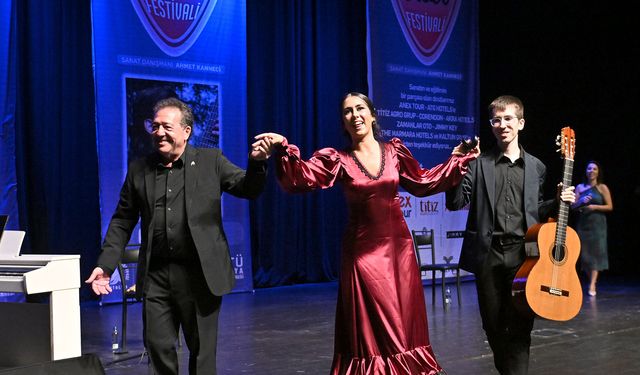 Muratpaşa’da gitarın büyüsü 14’üncü kez sahneye taşındı