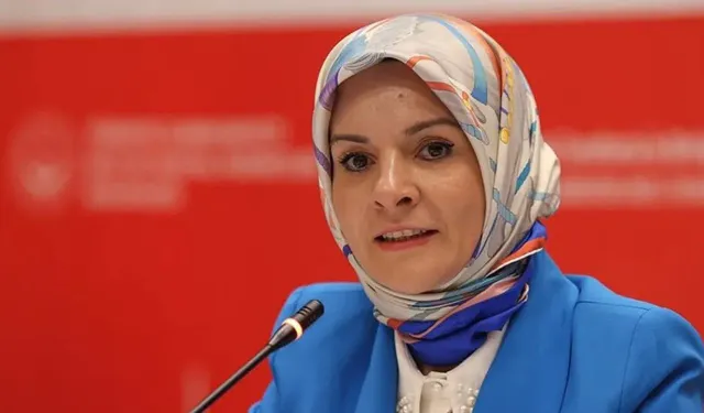 Bakan Göktaş açıkladı sosyal medyaya yeni düzenleme geldi